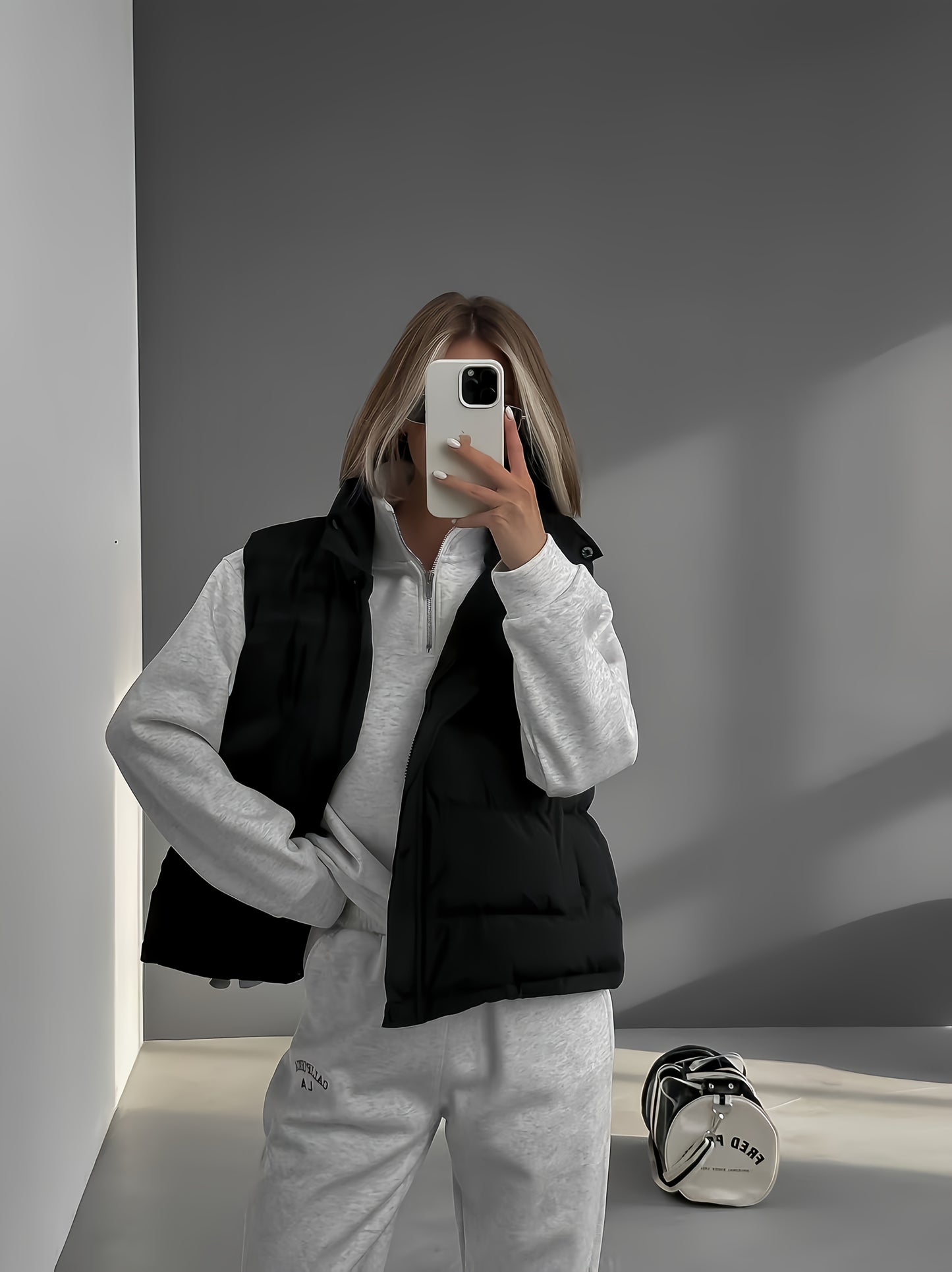 CYC Sleeveless Zip Vest